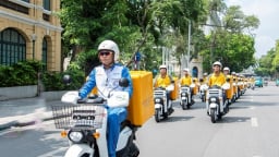 Nhân rộng mô hình sử dụng xe điện giao hàng để giảm phát thải