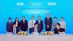 Vietnam Airlines hợp tác cùng ACB và Visa ra mắt thẻ hội viên tích hợp thanh toán Lotusmiles Pay