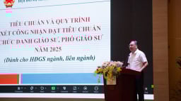 Tập huấn công tác xét công nhận đạt tiêu chuẩn chức danh giáo sư, phó giáo sư năm 2025
