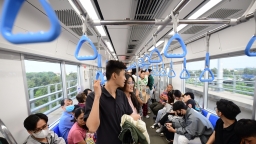 Cùng Vinamilk check-in metro Bến Thành – Suối Tiên