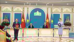 Tổng Bí thư Tô Lâm chứng kiến Lễ trao các văn kiện hợp tác song phương Việt Nam - Kazakhstan