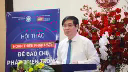 Tìm lời giải cho sự phát triển báo chí trong kỷ nguyên mới