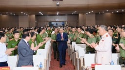 Tổng Bí thư Tô Lâm: Gắn kết chặt chẽ việc học tập, làm theo Bác với xây dựng lực lượng Công an nhân dân