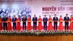 Tổng Bí thư Tô Lâm dự khai mạc Triển lãm 'Tổng Bí thư Nguyễn Văn Linh - Cuộc đời và sự nghiệp'