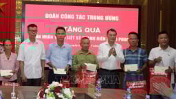 Đoàn công tác của Trung ương thăm gia đình chính sách, người có công với cách mạng tại Hà Tĩnh, Đắk Lắk