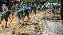 Thủ tướng yêu cầu nhanh chóng khắc phục hậu quả bão số 3 và mưa lũ