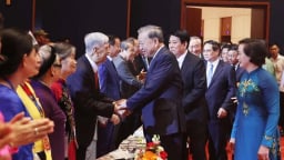 Gặp mặt người có công, nhân chứng lịch sử: Lòng tri ân từ trái tim dân tộc