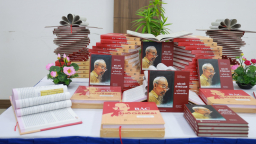 Ra mắt hai ấn phẩm đặc biệt về Chủ tịch Hồ Chí Minh