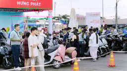 Khách Việt đổi xe xăng lấy điện: Mua thêm Evo Grand vì dùng Klara 6 năm vẫn “ngon”