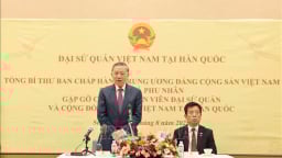 Tổng Bí thư Tô Lâm gặp gỡ cán bộ, nhân viên Đại sứ quán và cộng đồng người Việt Nam tại Hàn Quốc