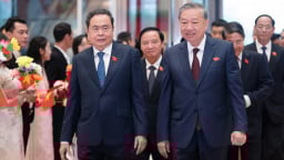 Tổng Bí thư Tô Lâm tham quan triển lãm ảnh 'Quốc hội Việt Nam - 80 năm kế thừa và phát triển'