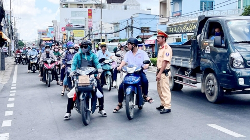 Bộ Y Tế đề xuất người bị rối loạn nhận biết ba màu cơ bản không được lái xe