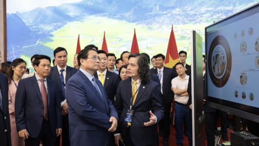 Ngân hàng Lộc Phát (LPBank) ghi dấu ấn với Tổng đài đa kênh thông minh tại sự kiện Chuyển đổi số ngành Ngân hàng 2025