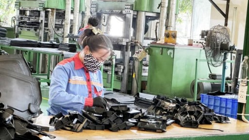 Chất lượng sản phẩm cải thiện thông qua áp dụng công cụ cải tiến năng suất