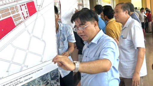 UBND xã Bến Lức công bố phương án bồi thường dự án khu dân cư Thanh Phú