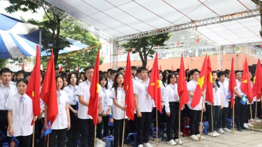 Học sinh nội thành Hà Nội được nghỉ học trong những ngày hợp luyện diễu binh