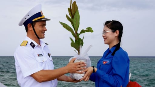 Phát động chiến dịch “Triệu cột mốc xanh” gây quỹ trồng cây phủ xanh đặc khu Trường Sa