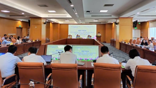 Hoàn thiện các tiêu chuẩn, quy chuẩn để kiểm soát chất lượng môi trường
