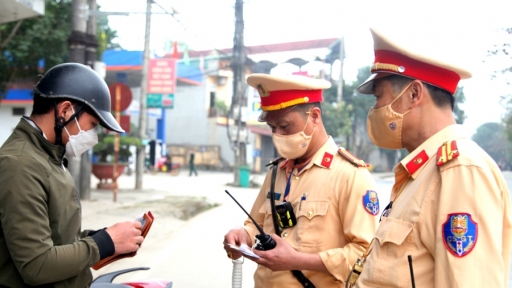 Từ bây giờ, bắt buộc phải mang theo 6 loại giấy tờ này nếu không muốn bị phạt khi chưa tích hợp VNeID