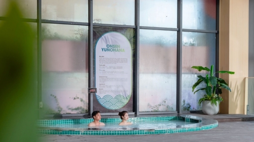 Sống thọ như người Nhật nhờ tắm onsen