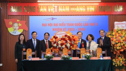 Chủ tịch VUSTA Phan Xuân Dũng: Muốn phát triển KHCN không thể thiếu thông tin