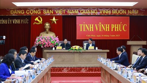 Đưa Vĩnh Phúc trở thành trung tâm sản xuất công nghiệp hiện đại của cả nước