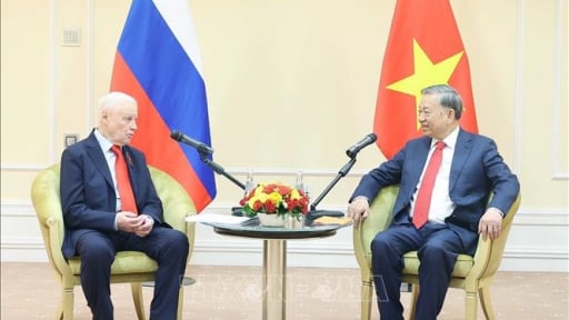 Tổng Bí thư Tô Lâm gặp Chủ tịch Đảng Nước Nga Công bằng - Những người yêu nước - Vì sự thật