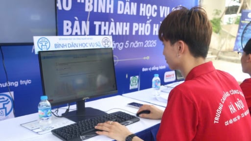 Để công nghệ không còn xa lạ với người dân