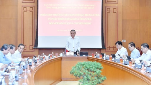 Tổng Bí thư Tô Lâm chủ trì phiên họp Thường trực Ban Chỉ đạo Trung ương về phát triển khoa học, công nghệ, đổi mới sáng tạo và chuyển đổi số