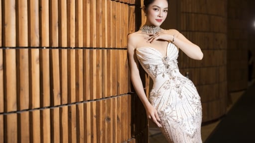 Dương Cẩm Lynh ngọt ngào trong loạt váy cưới