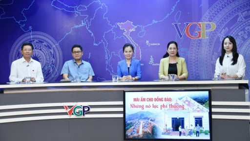 Mái ấm cho đồng bào: Những nỗ lực phi thường