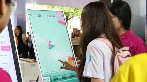 Người dân tiếp cận tài chính số ngày càng dễ dàng hơn