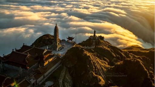 Lên các ngọn núi thiêng tham dự lễ cử chuông cầu quốc thái dân an ngày 1/7