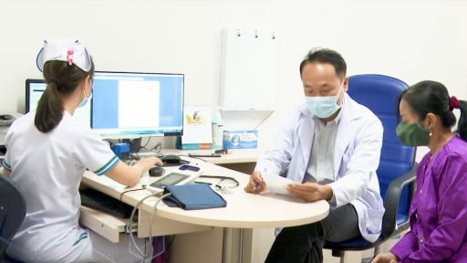 Siết chặt công tác kê đơn thuốc ngoại trú, thúc đẩy nhanh quá trình liên thông đơn thuốc điện tử quốc gia