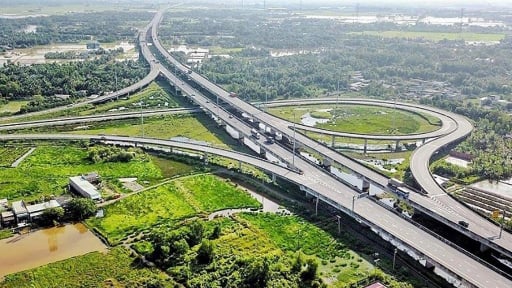 Bất động sản phía Tây TP.HCM hưởng lợi từ loạt dự án hạ tầng quy mô lớn