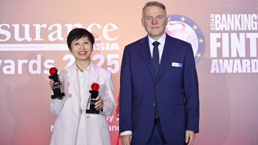 OPES thắng lớn với bộ đôi giải thưởng danh giá tại Insurance Asia Awards 2025