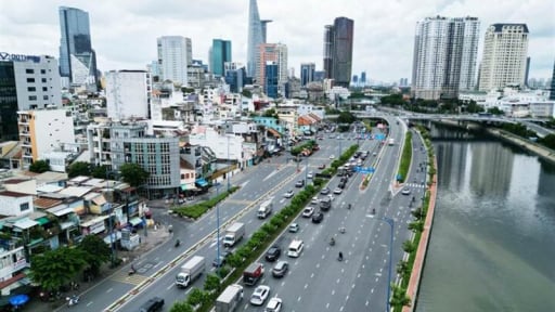 Giá nhà tại TP.HCM hiện vẫn “neo” ở mức giá rất cao