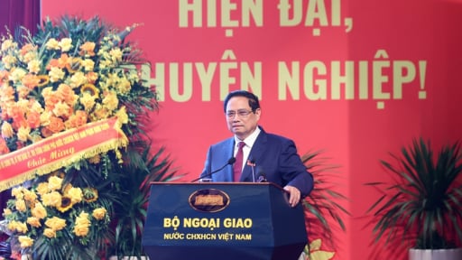 Thủ tướng: Xây dựng ngành ngoại giao chuyên nghiệp, văn minh, hiện đại, nhân văn, hiệu quả