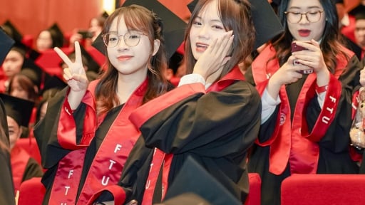 Hơn 600 học sinh giỏi cấp quốc gia đăng ký vào Trường Đại học Ngoại thương