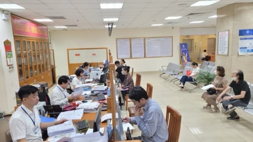 Tập trung tháo gỡ khó khăn trong thực hiện thủ tục hành chính, chuyển đổi số giai đoạn đầu vận hành mô hình chính quyền địa phương 02 cấp
