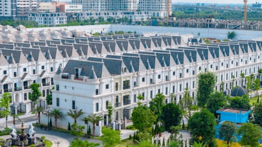 Hà Nội chứng kiến cuộc đua giá mới trong phân khúc căn hộ cao cấp