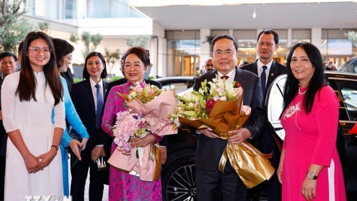 Chủ tịch Quốc hội Trần Thanh Mẫn đến Thủ đô Rabat, bắt đầu thăm chính thức Vương quốc Morocco