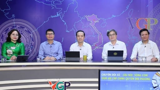 Ứng dụng khoa học công nghệ, đổi mới sáng tạo và chuyển đổi số vào thực tế xây dựng và vận hành mô hình chính quyền mới