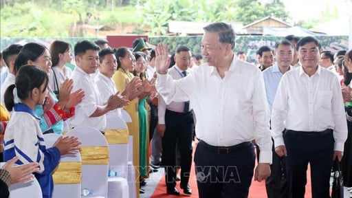 Tổng Bí Thư Tô Lâm dự Lễ khởi công Trường liên cấp Tiểu học, THCS xã Si Pa Phìn, tỉnh Điện Biên