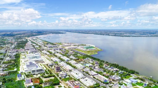 Bất động sản miền Tây 'thức giấc' sau thời gian dài im ắng