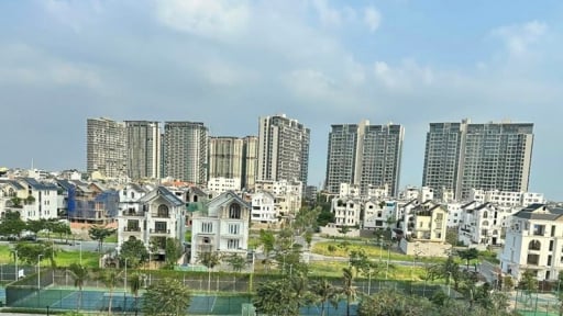 Nghịch lý thị trường căn hộ: Tồn kho tăng mạnh, giá vẫn leo thang