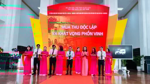Ký ức mùa thu độc lập và khát vọng phồn vinh qua những tư liệu, hình ảnh