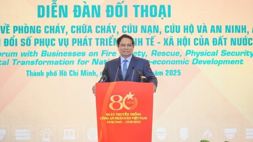 Thủ tướng: Xây dựng văn hóa phòng cháy, chữa cháy, phòng chống thiên tai, nâng cao kỹ năng cứu nạn, cứu hộ trong toàn dân