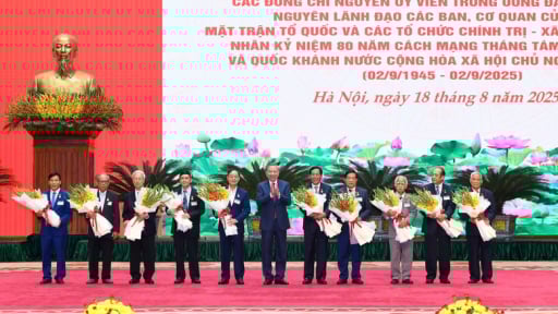 Mong muốn tiếp tục nhận được những ý kiến đóng góp tâm huyết của các đồng chí cán bộ cấp cao qua các thời kỳ