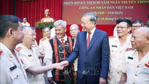 Tổng Bí thư Tô Lâm: Lực lượng công an nhân dân phải luôn giữ vững thế trận an ninh nhân dân vững chắc